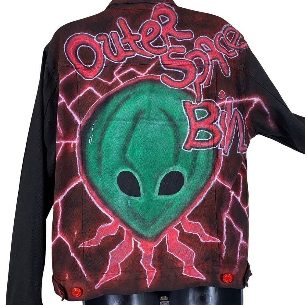 PacSun Custom Graphic Jean Jacket - Picture 8 of 15